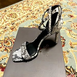 Vince Camutto Heels Size 8M NWT